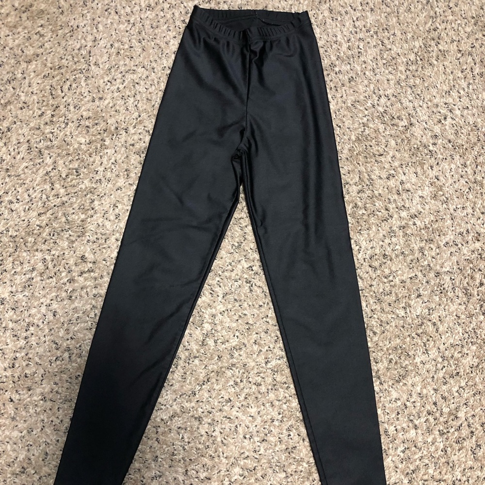 Shiny leggings